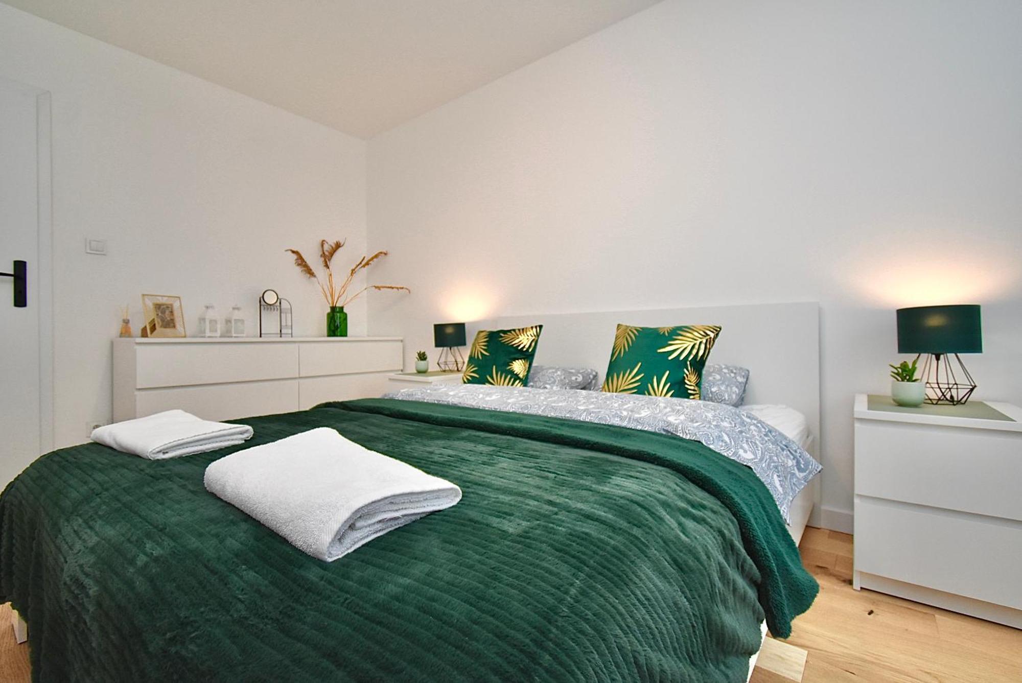 Rental Apartment Obrzezna ワルシャワ エクステリア 写真