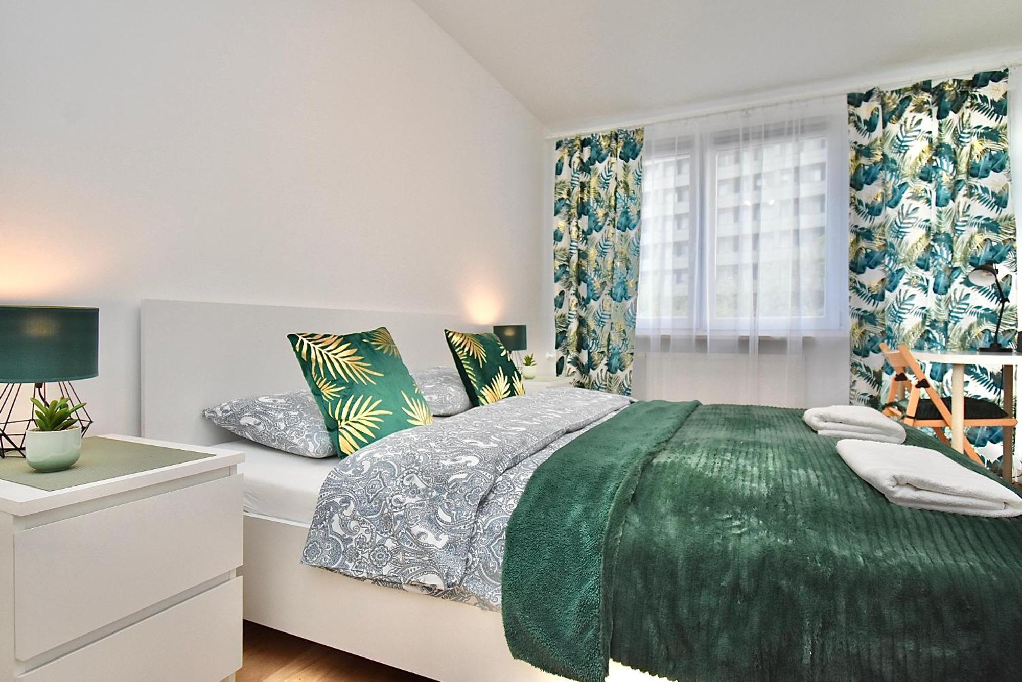 Rental Apartment Obrzezna ワルシャワ エクステリア 写真