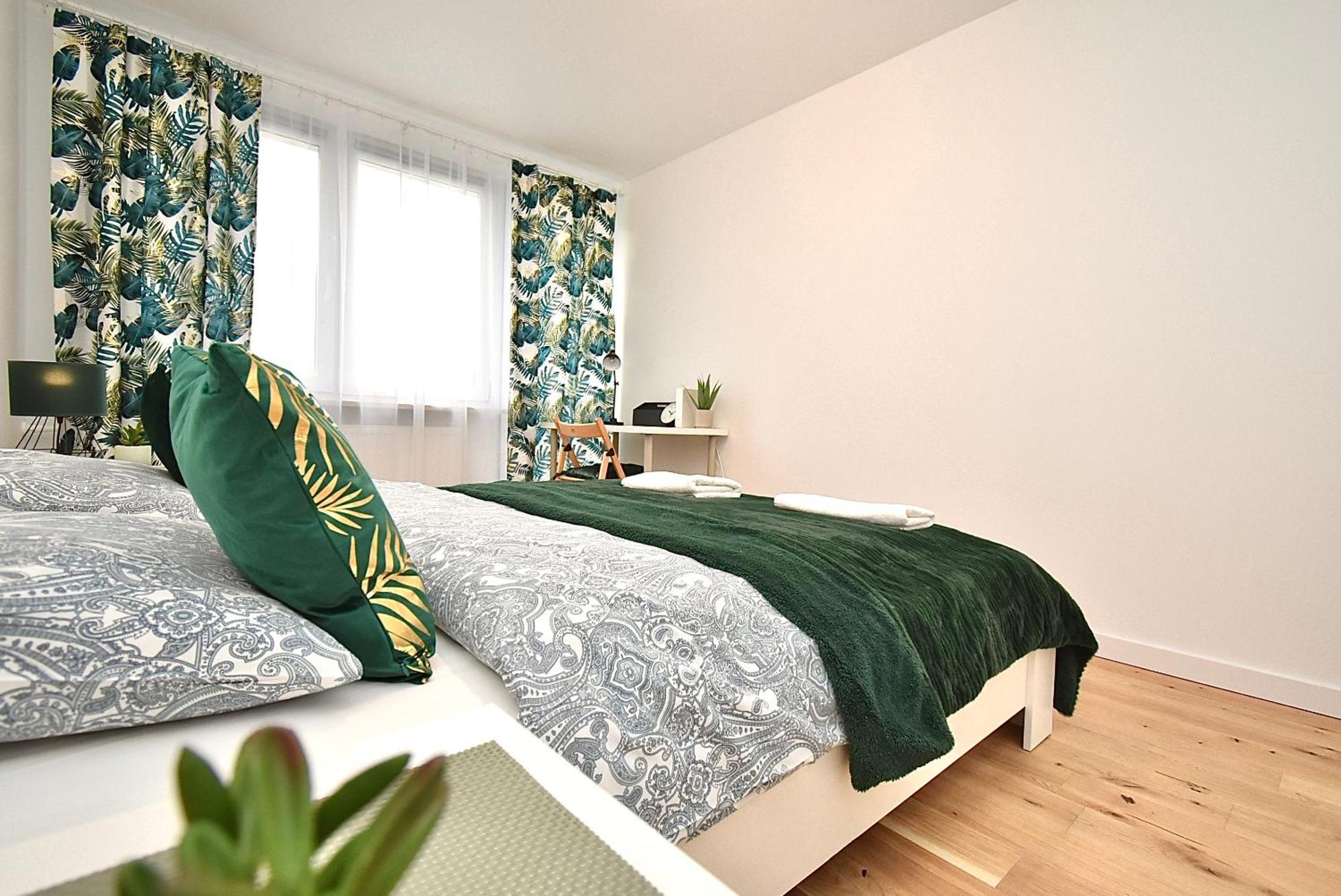 Rental Apartment Obrzezna ワルシャワ エクステリア 写真